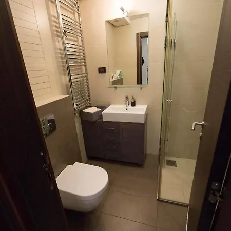 Ahoy Luxury Bělehrad